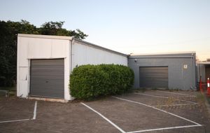 PRICE REDUCED - SHED approx 160m2 BESSER BLOCK AND STEEL - PAVED 6 CAR OFF ST CARPARK